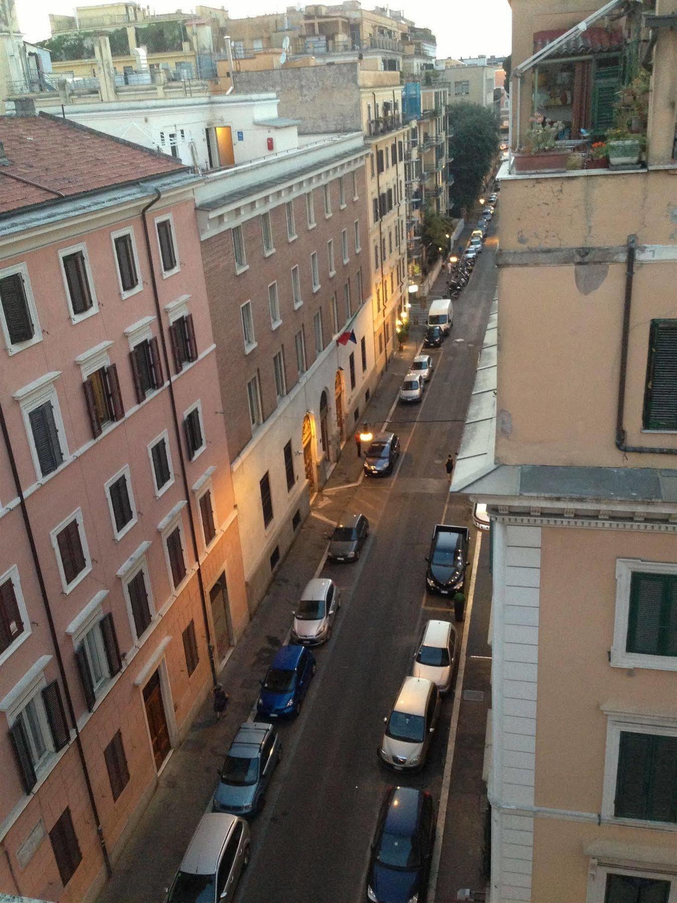 Pensión Rhome Terminal Roma